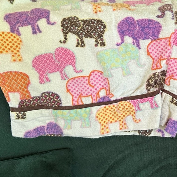 Colorful Elephants Pajama Set ~ M/L - Picture 14 of 16